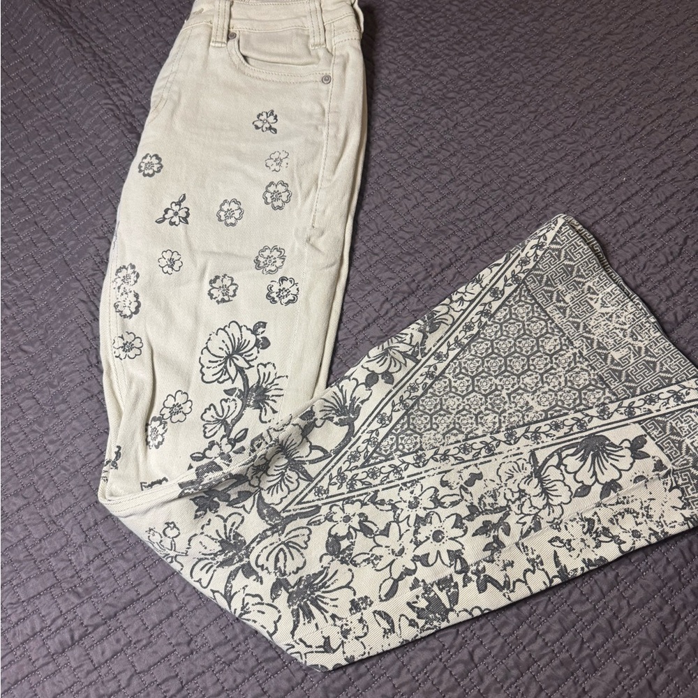 Rock & Roll Cowgirl Cream Jeans